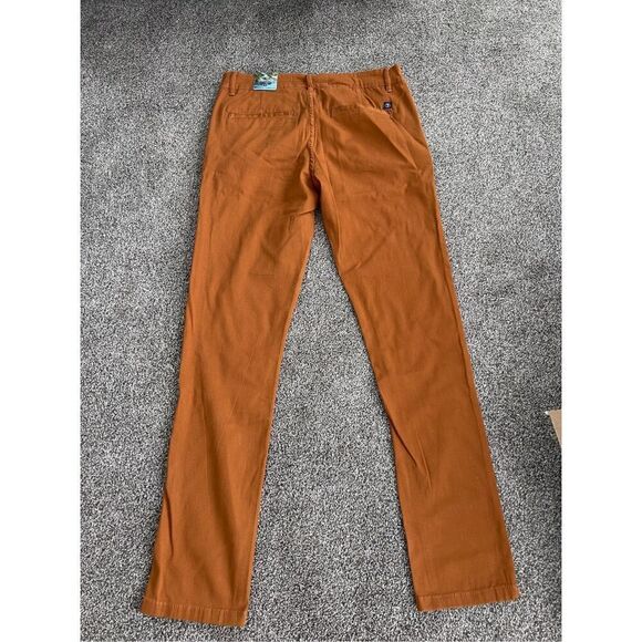 NWT Men’s Desert Dunes 32/32 weekend style tapered modern stretch khaki pants- t - Picture 9 of 9